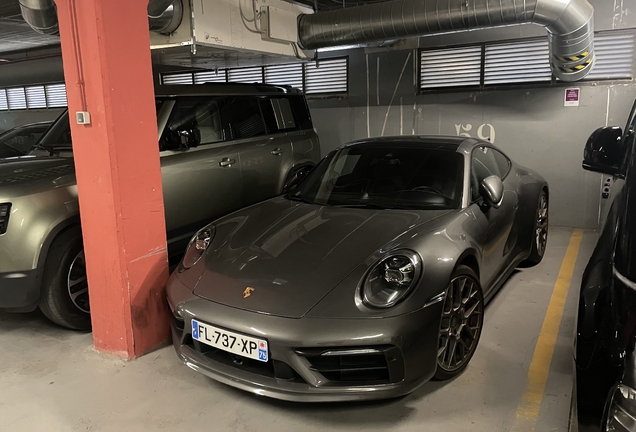Porsche 992 Carrera 4S