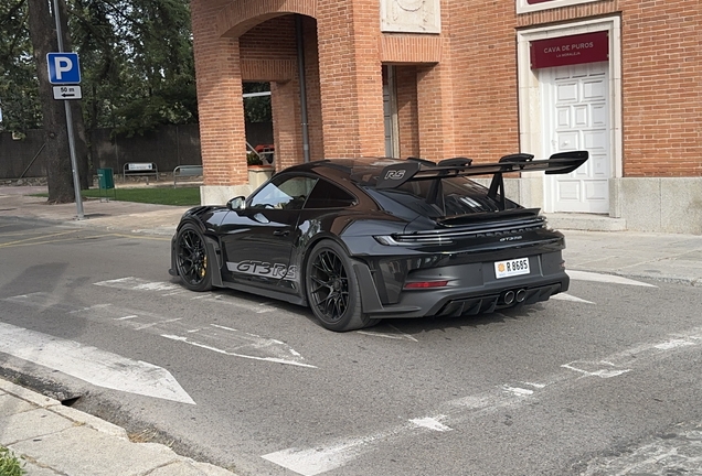 Porsche 992 GT3 RS