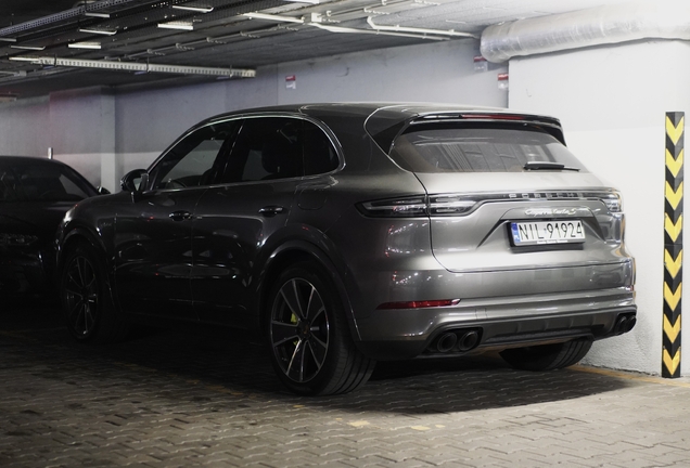 Porsche Cayenne Turbo S E-Hybrid