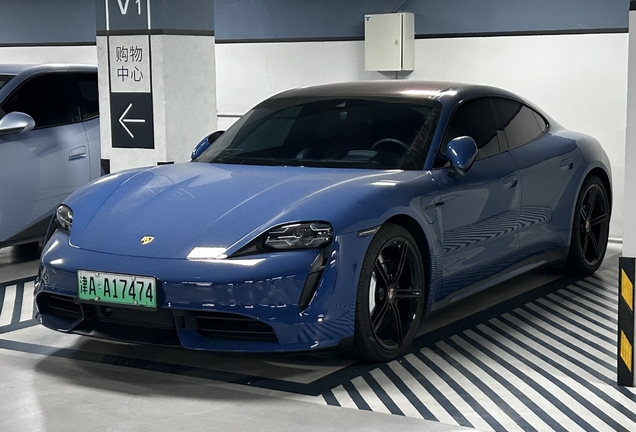 Porsche Taycan Turbo