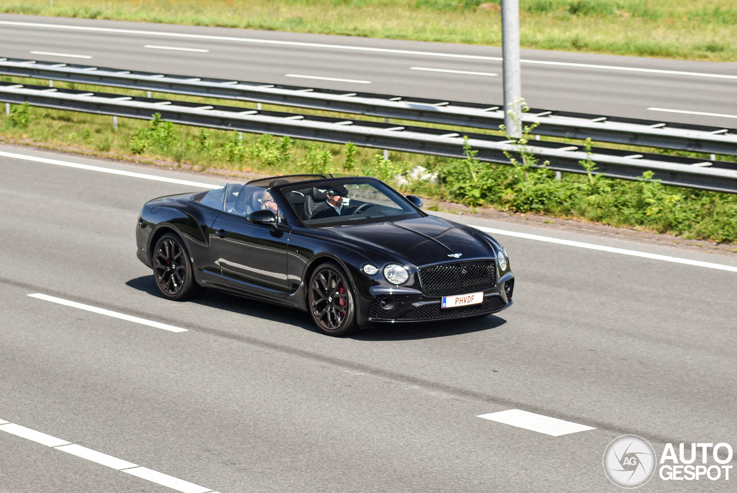 Bentley Continental GTC V8 2020