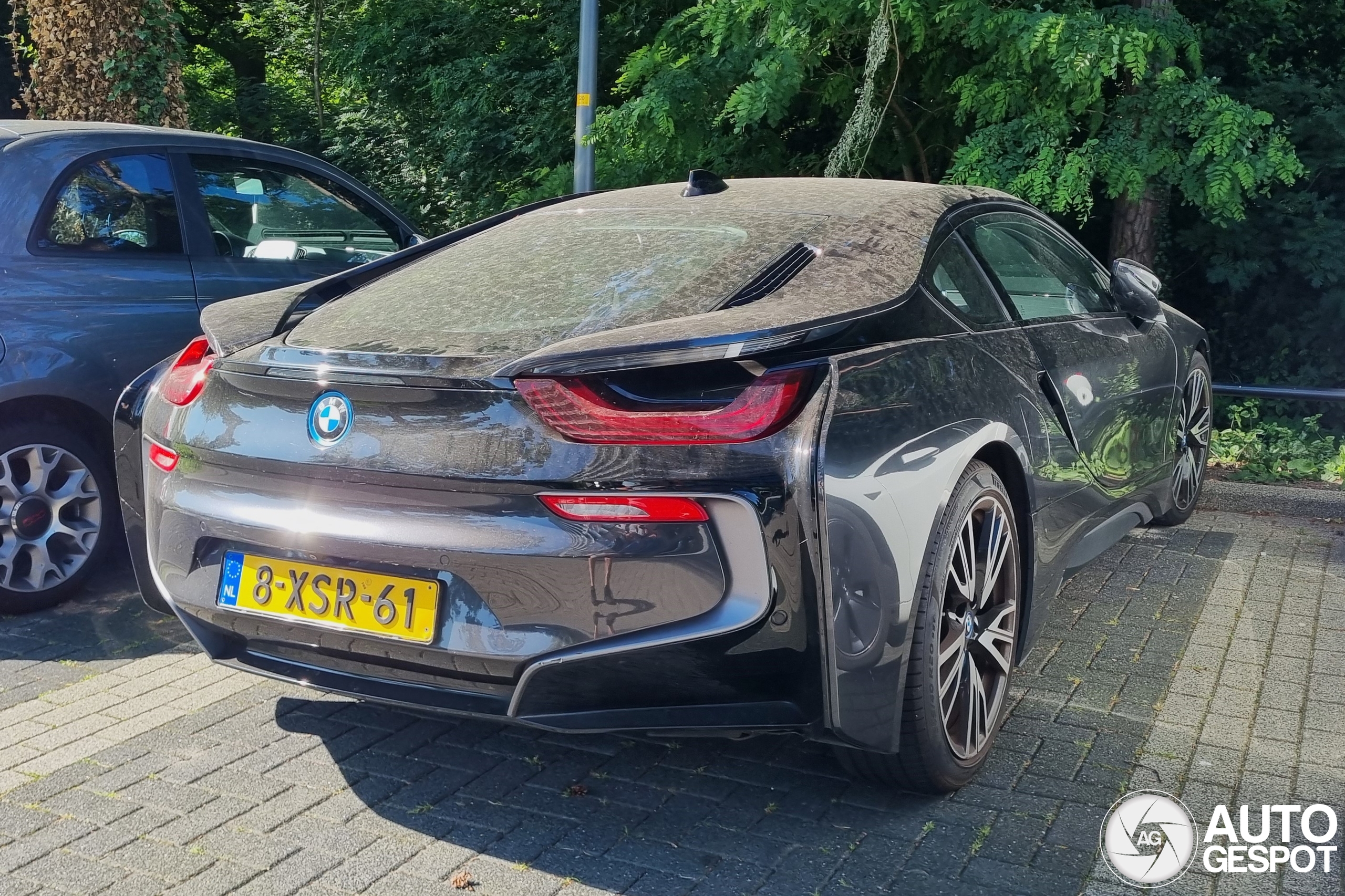 BMW i8