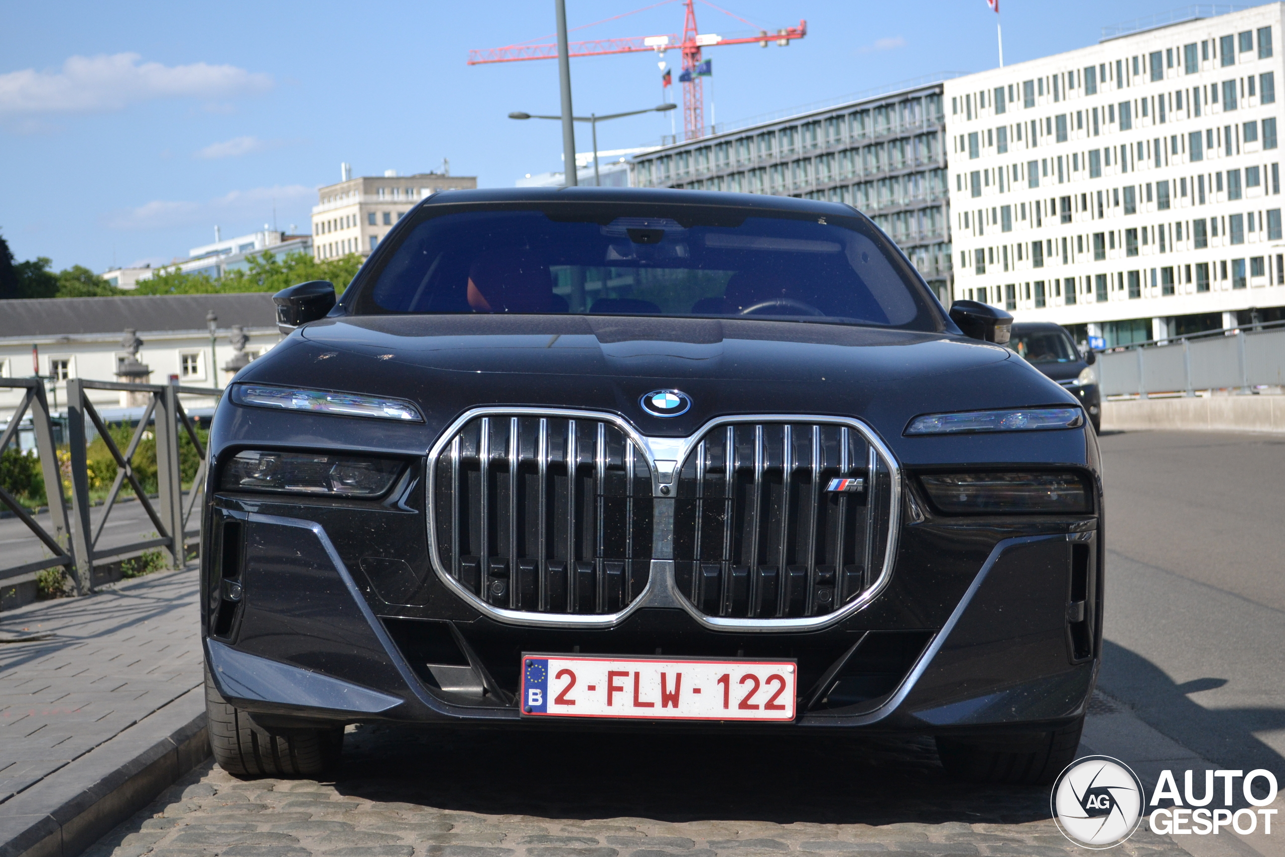 BMW M760e xDrive