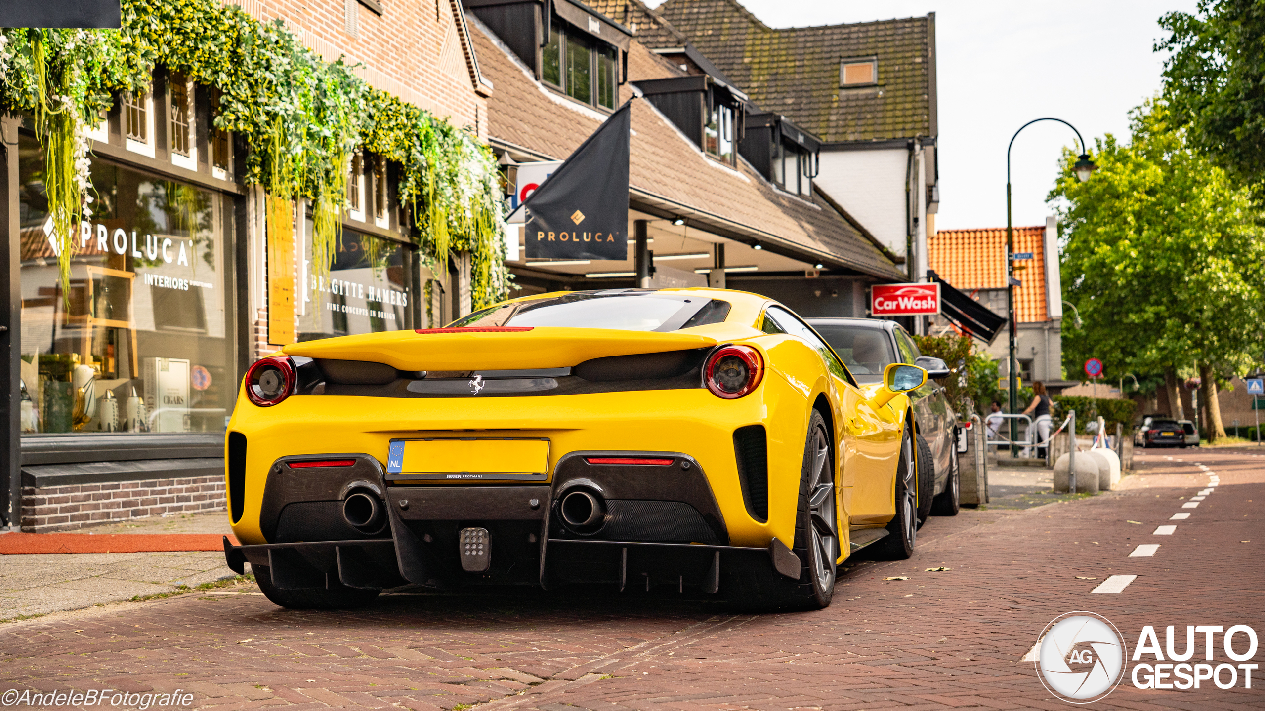 Ferrari 488 Pista