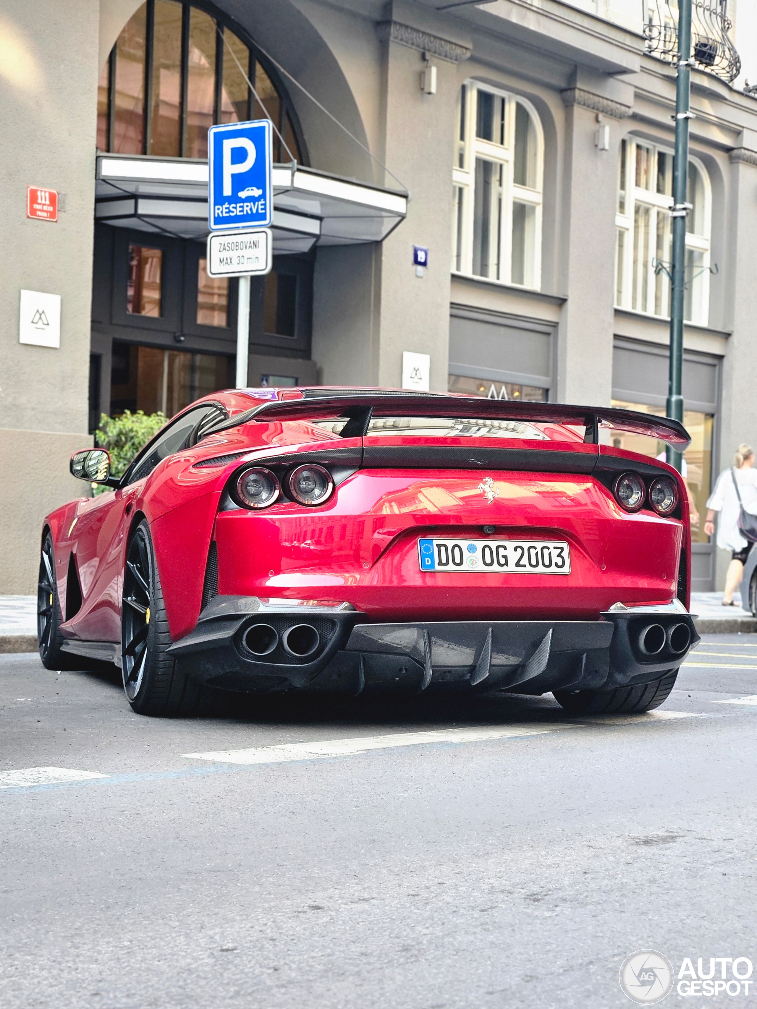 Ferrari 812 Superfast Novitec Rosso
