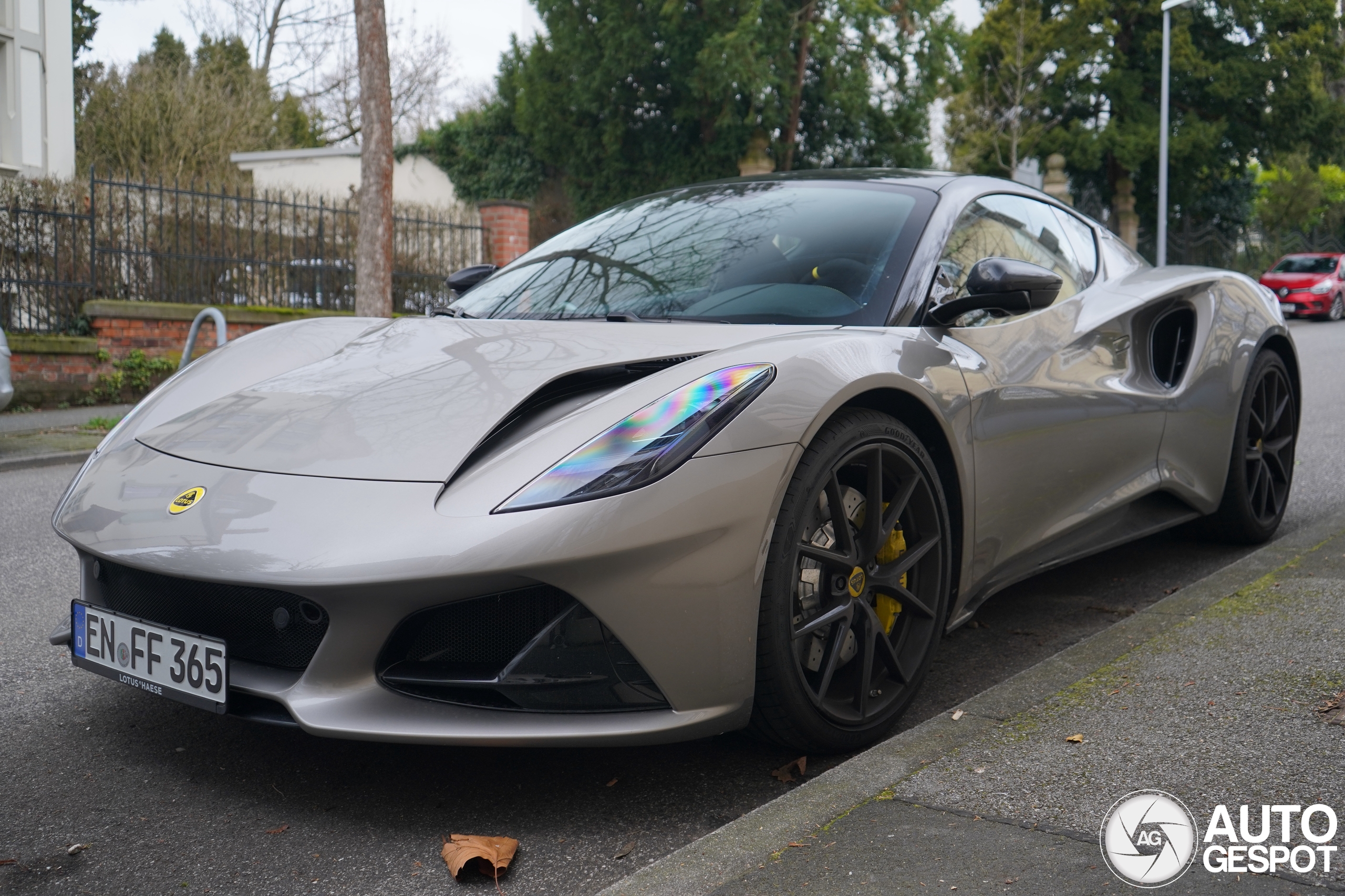 Lotus Emira