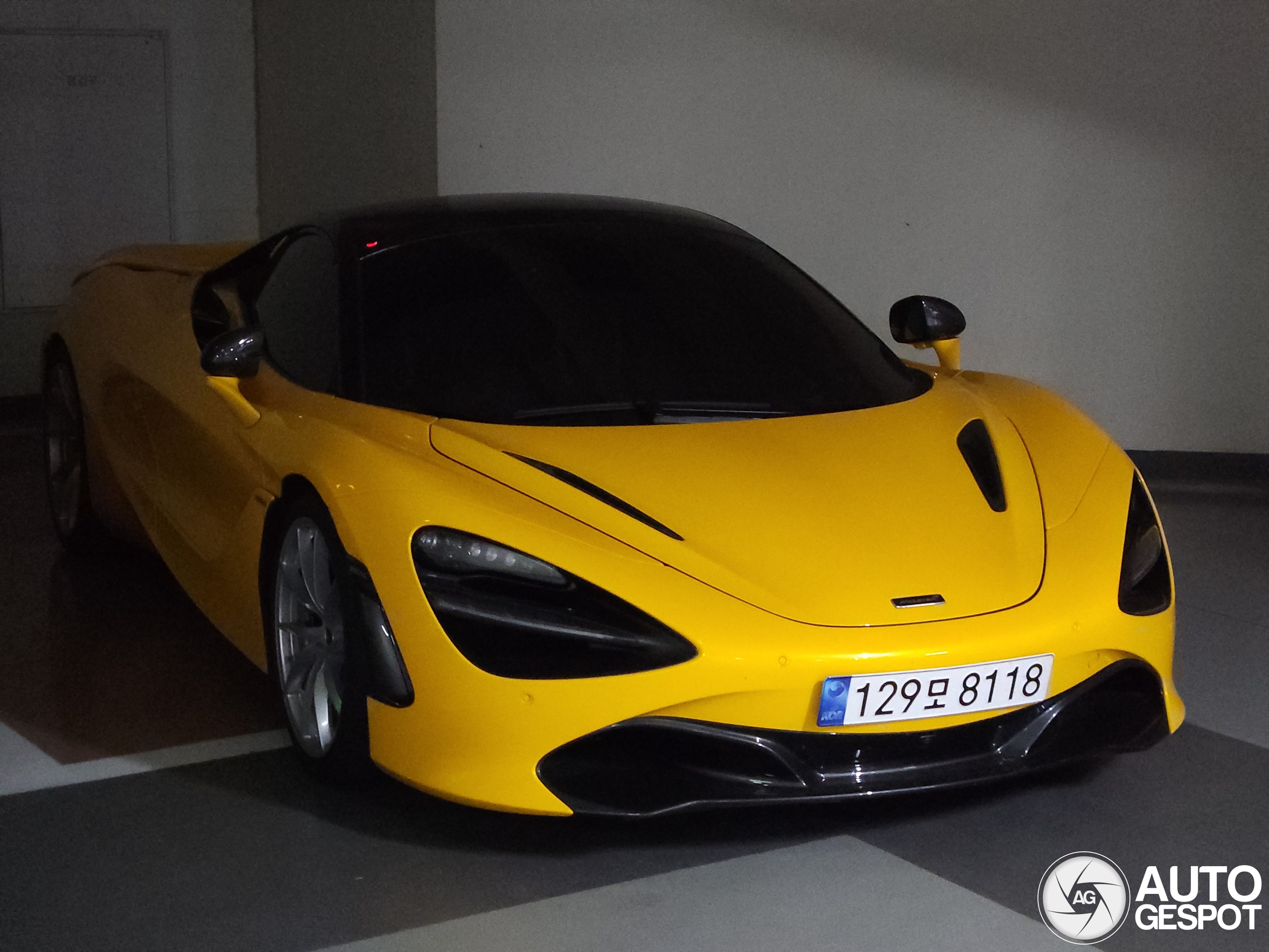McLaren 720S Spider