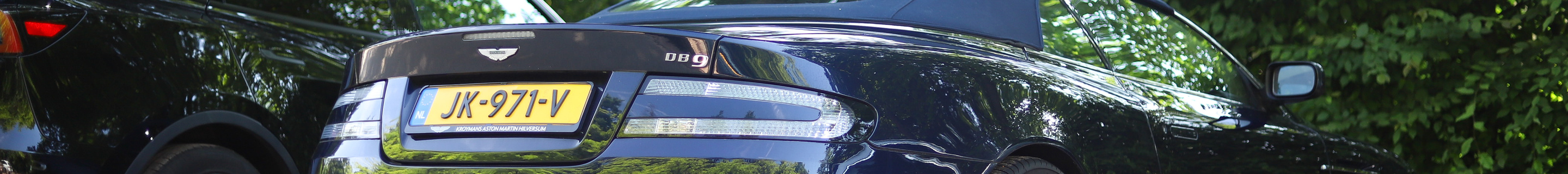 Aston Martin DB9 Volante