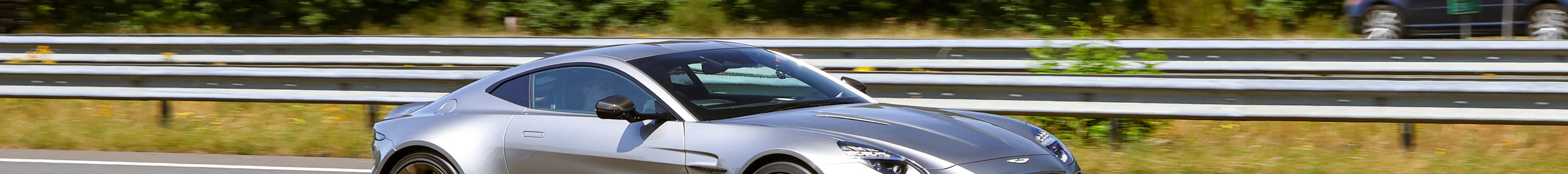 Aston Martin Vantage 2024
