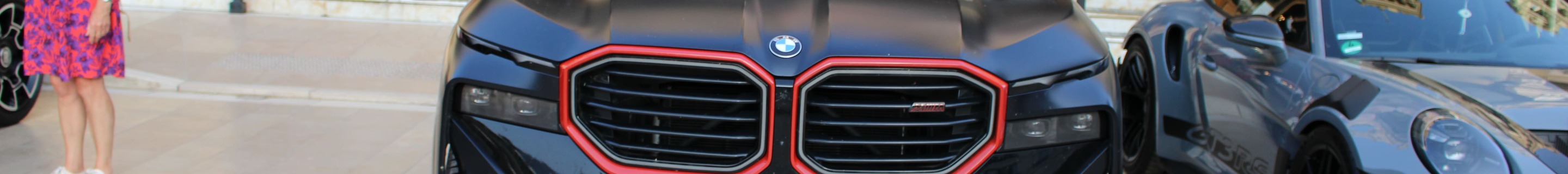 BMW XM G09 Label Red