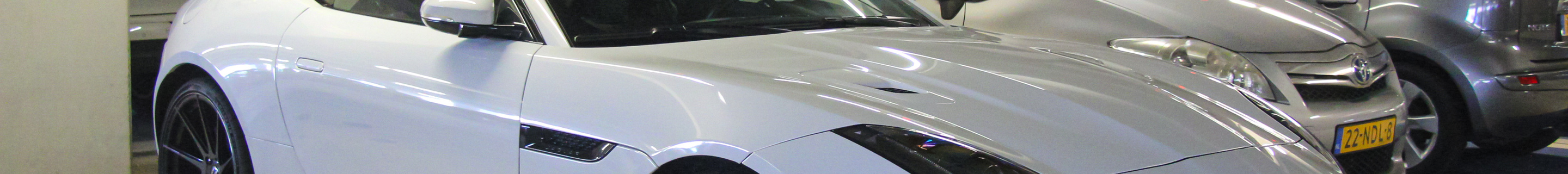 Jaguar F-TYPE R Coupé