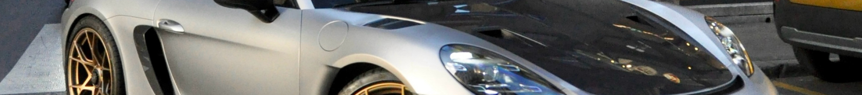 Porsche 718 Cayman GT4 RS Weissach Package