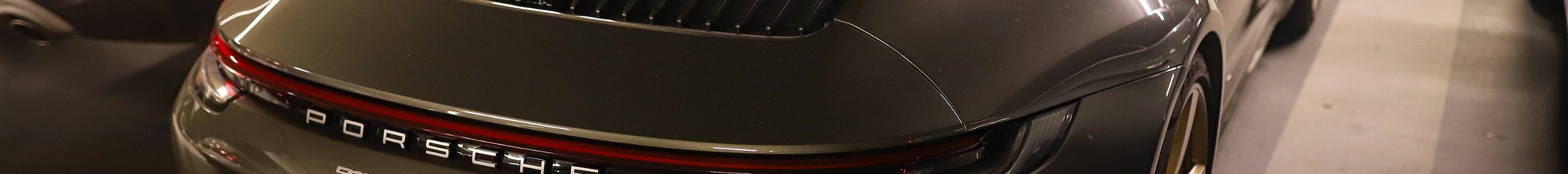 Porsche 992 Carrera 4S