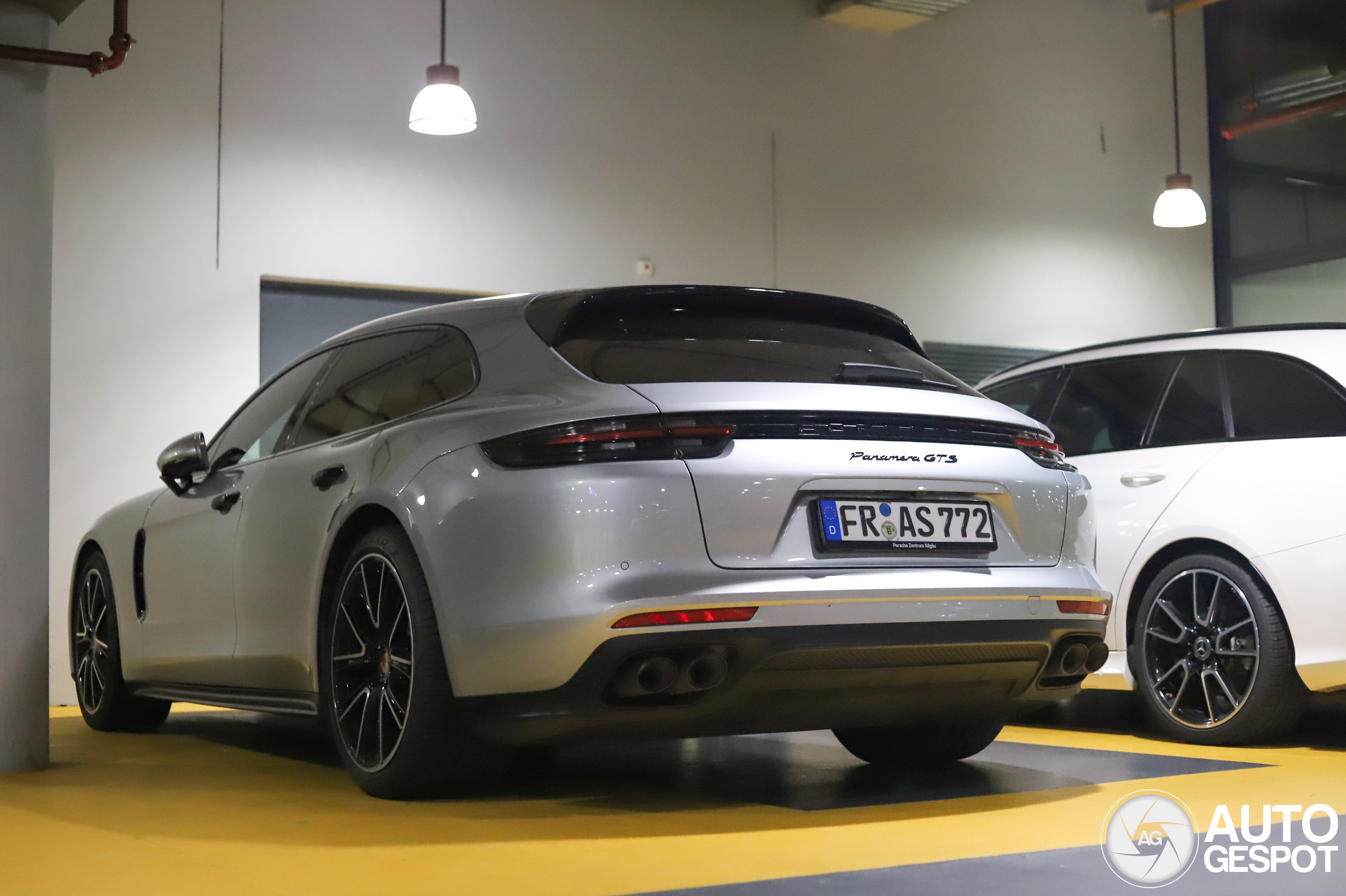 Porsche 971 Panamera GTS Sport Turismo