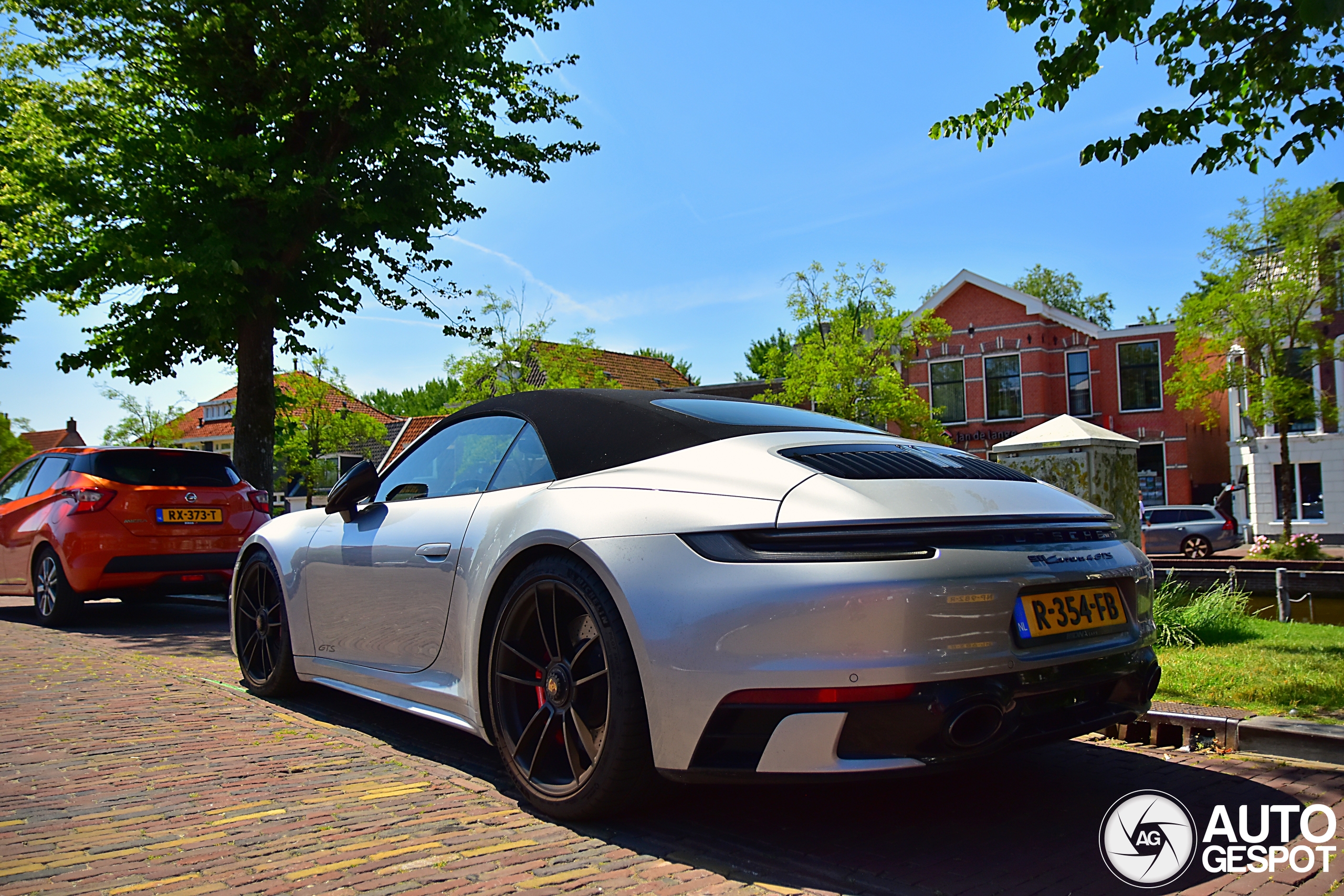 Porsche 992 Carrera 4 GTS Cabriolet MkI