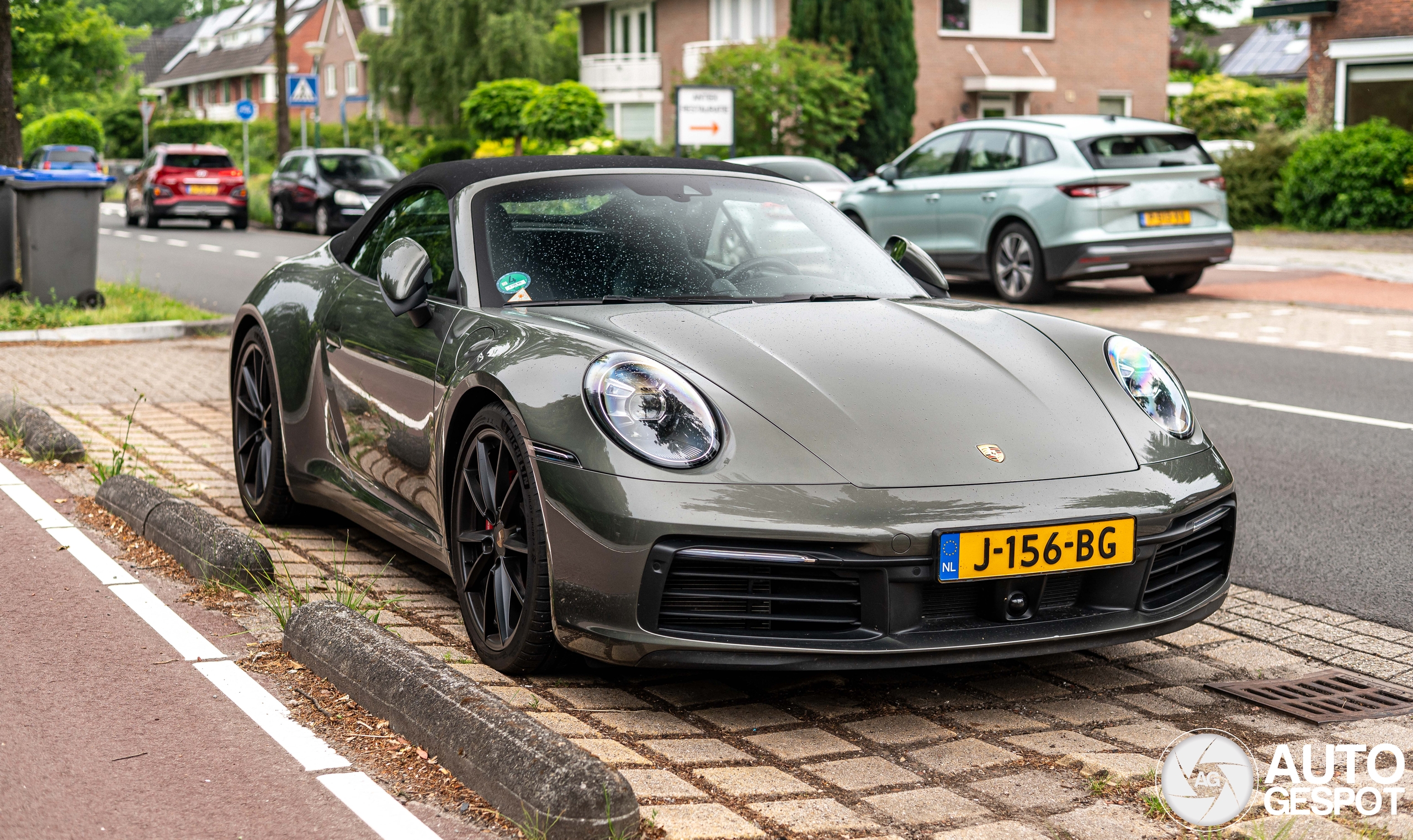 Porsche 992 Carrera 4S Cabriolet