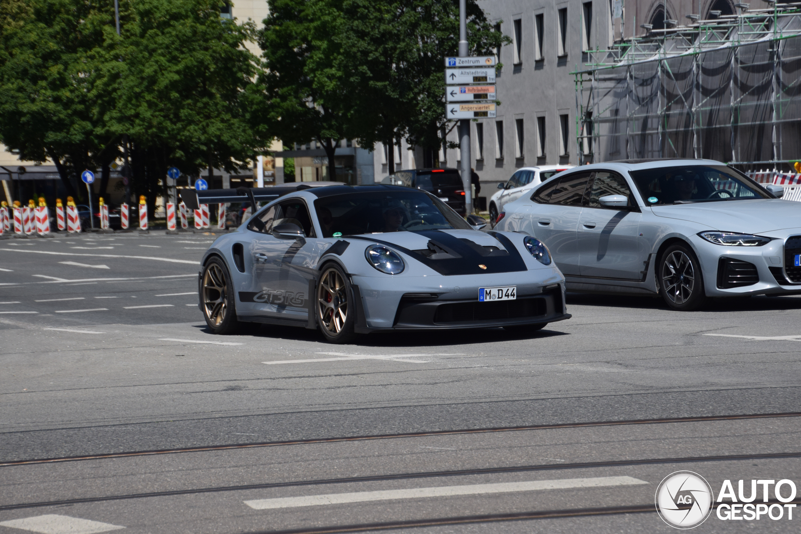 Porsche 992 GT3 RS Weissach Package