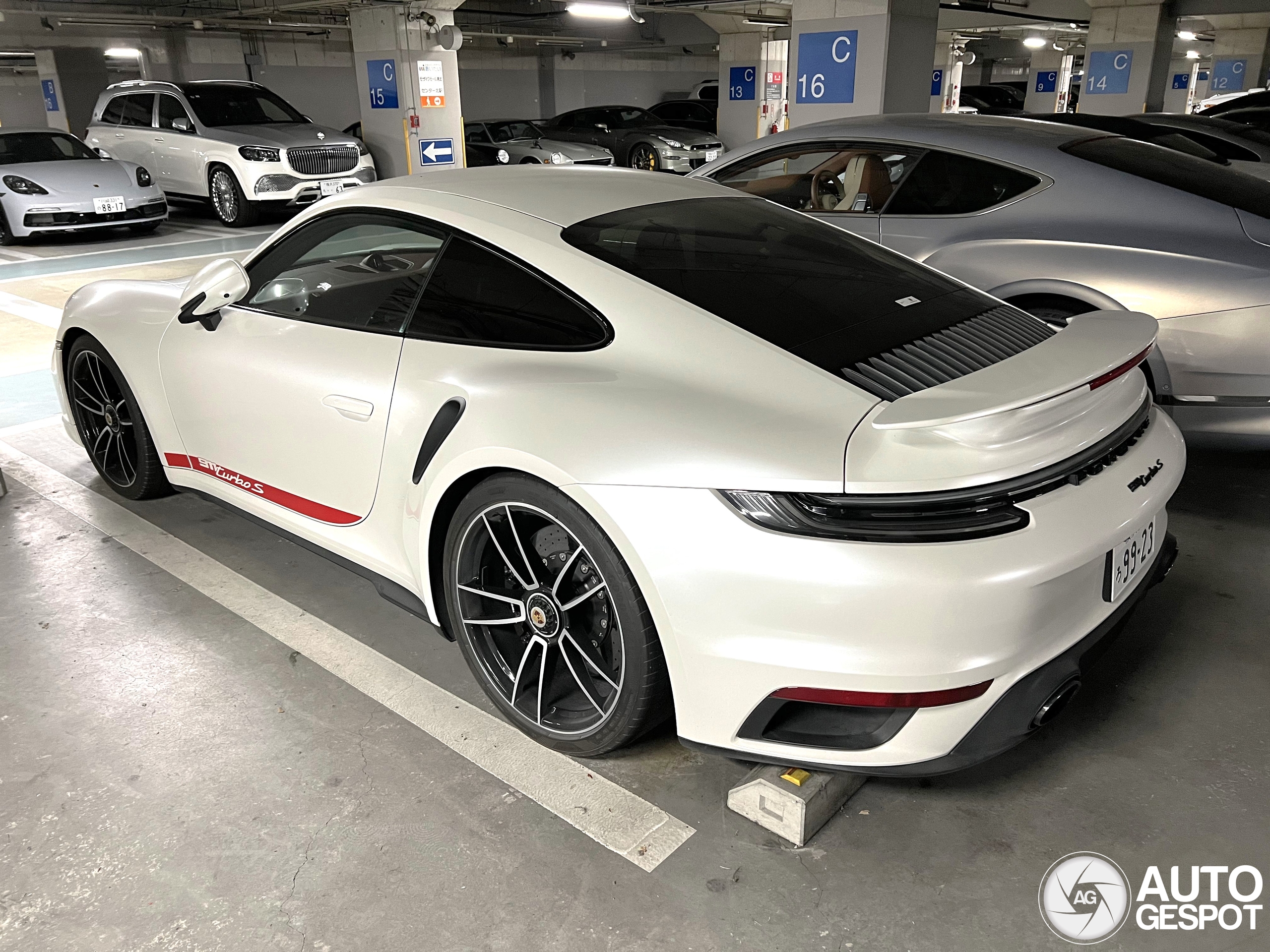 Porsche 992 Turbo S