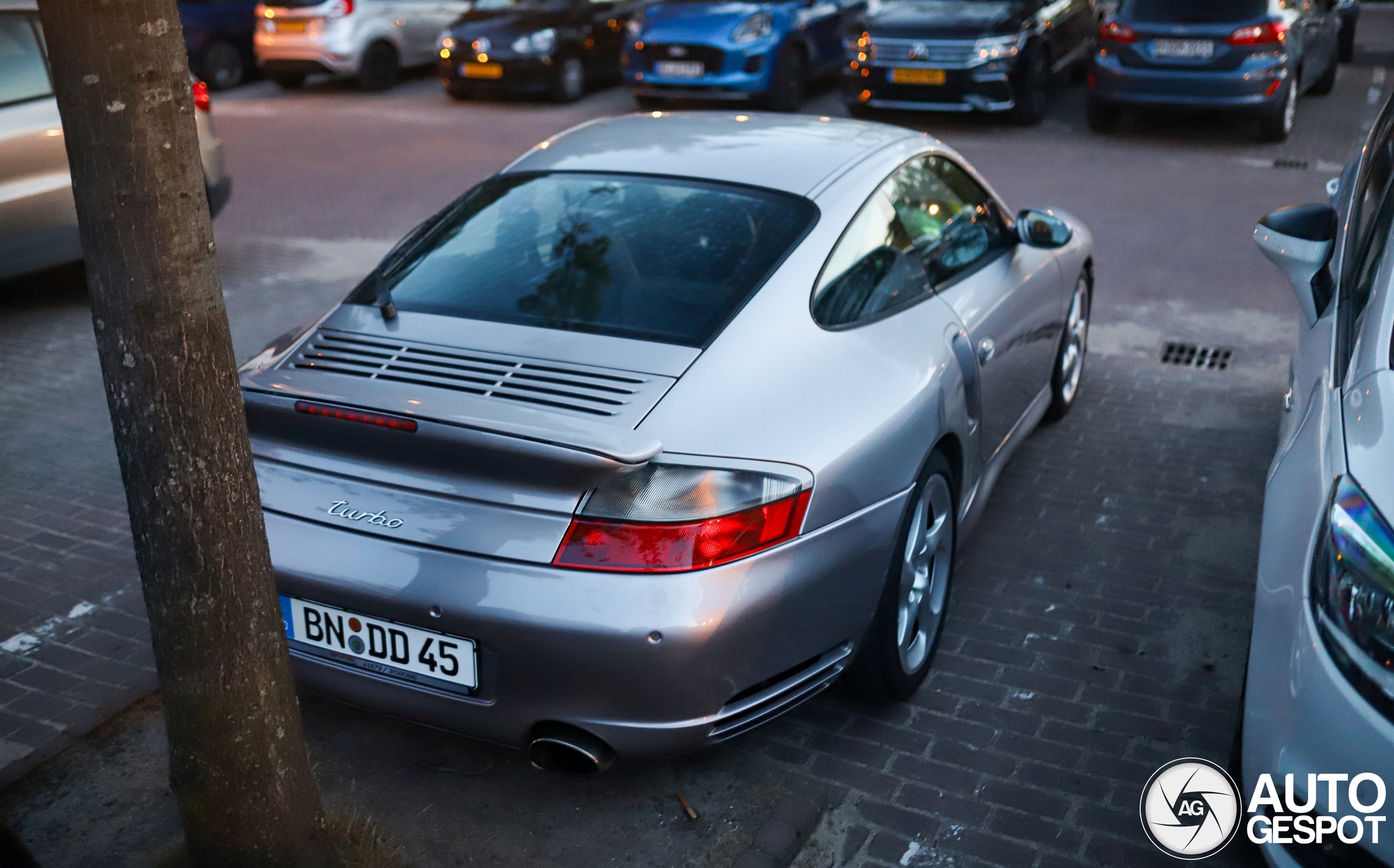 Porsche 996 Turbo