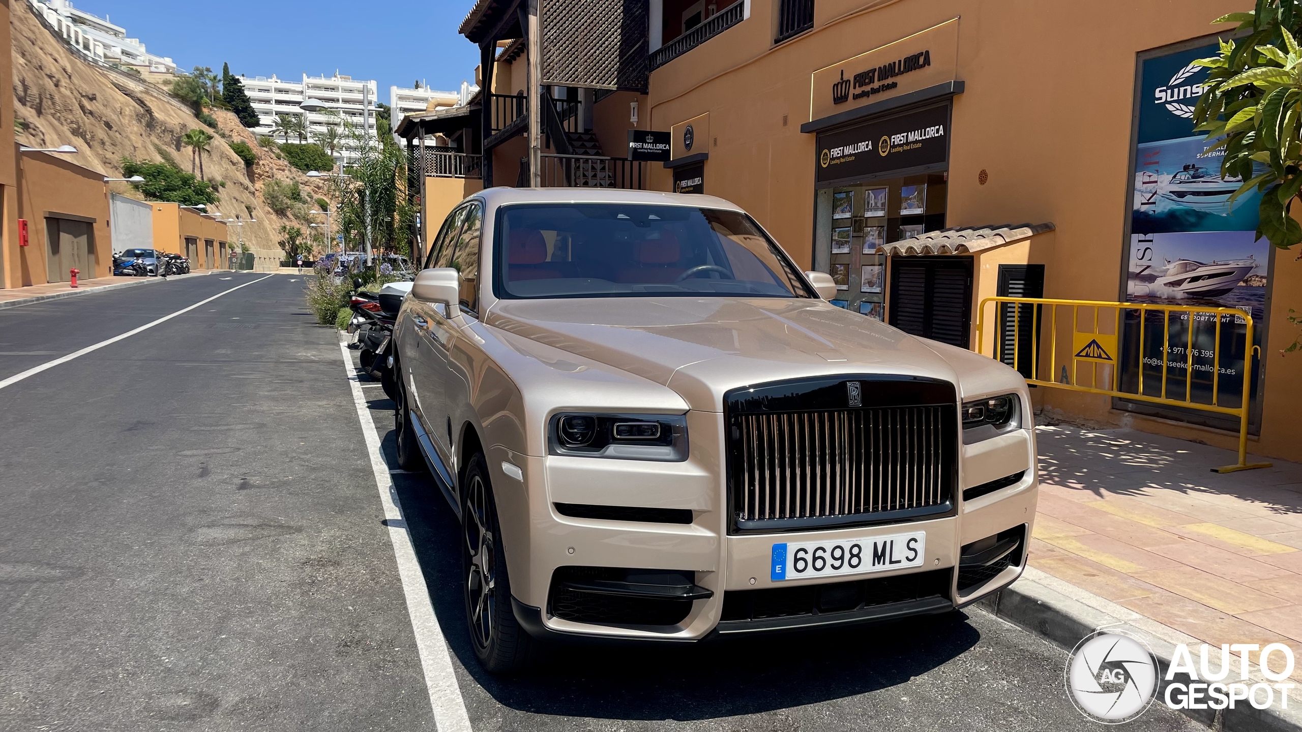 Rolls-Royce Cullinan Black Badge