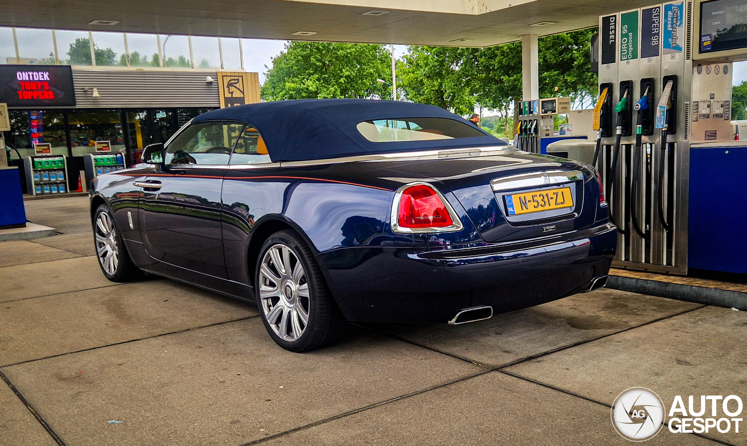 Rolls-Royce Dawn