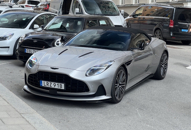 Aston Martin DB12 Volante