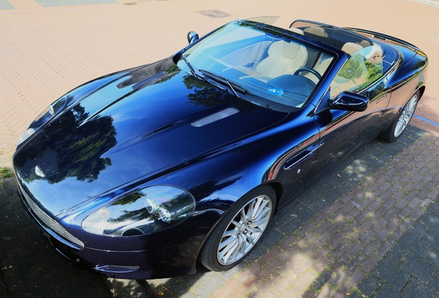 Aston Martin DB9 Volante