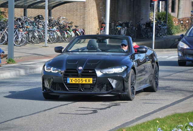 BMW M4 G83 Convertible Competition