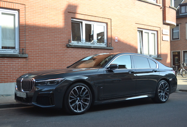BMW M760Li xDrive 2019