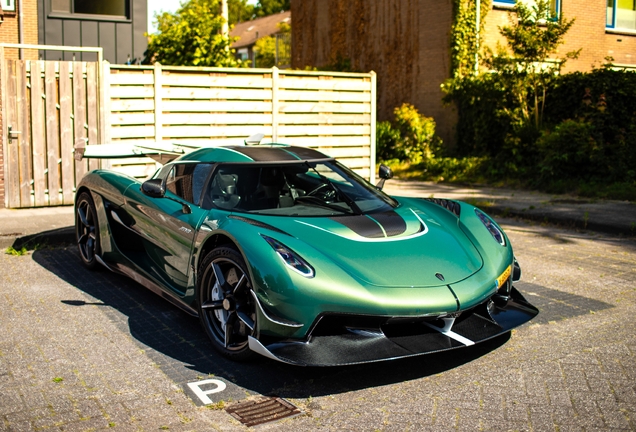 Koenigsegg Jesko Attack