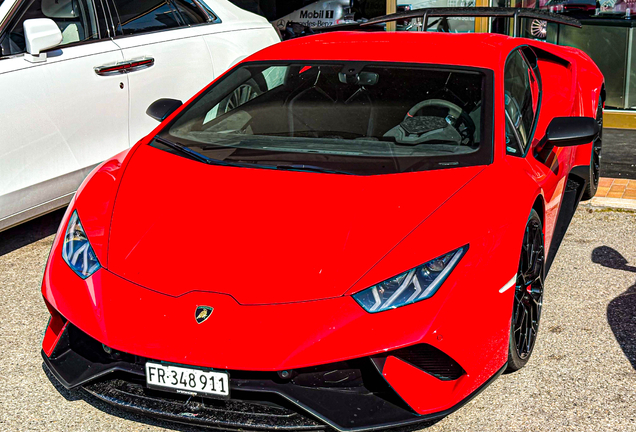 Lamborghini Huracán LP640-4 Performante
