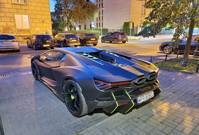 Lamborghini Revuelto