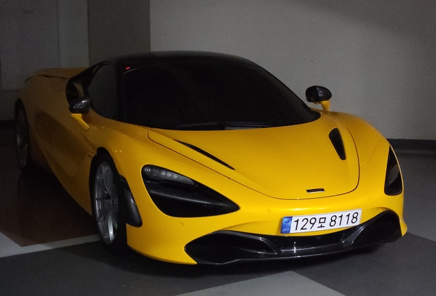 McLaren 720S Spider