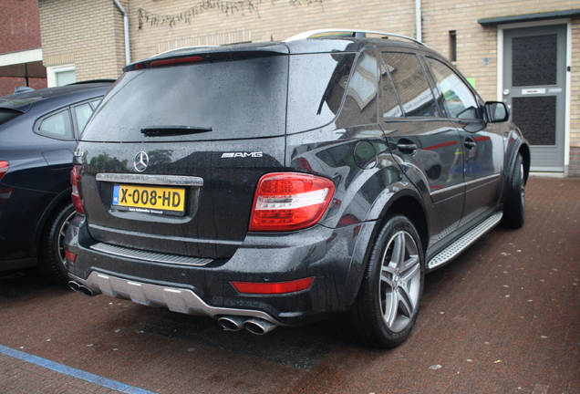Mercedes-Benz ML 63 AMG W164 2009