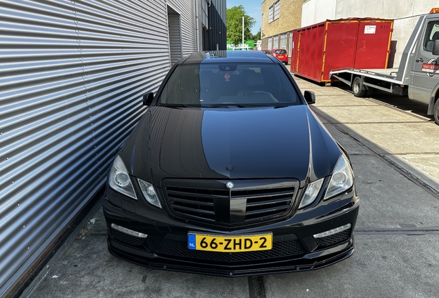 Mercedes-Benz E 63 AMG W212 V8 Biturbo