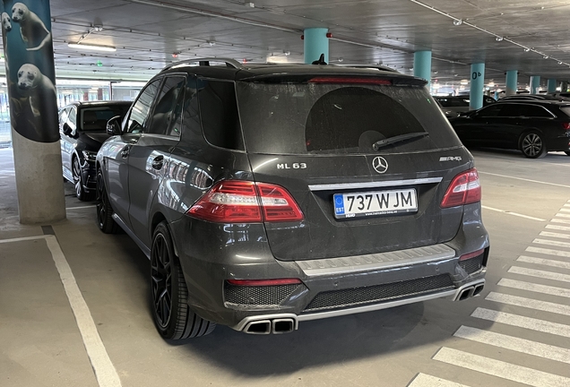 Mercedes-Benz ML 63 AMG W166