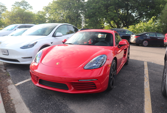Porsche 718 Cayman S