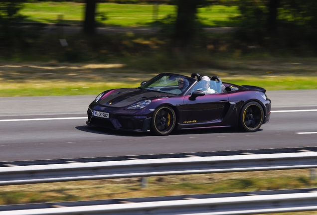Porsche 718 Spyder RS Weissach Package