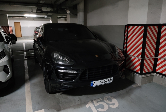 Porsche 958 Cayenne GTS
