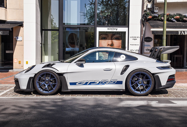 Porsche 992 GT3 RS Weissach Package