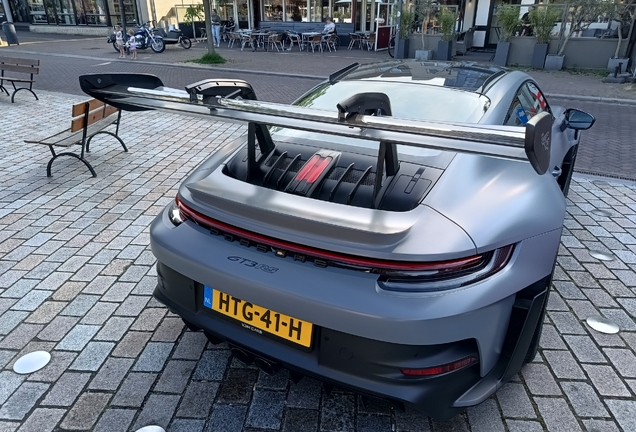 Porsche 992 GT3 RS Weissach Package