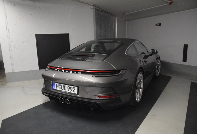Porsche 992 GT3 Touring