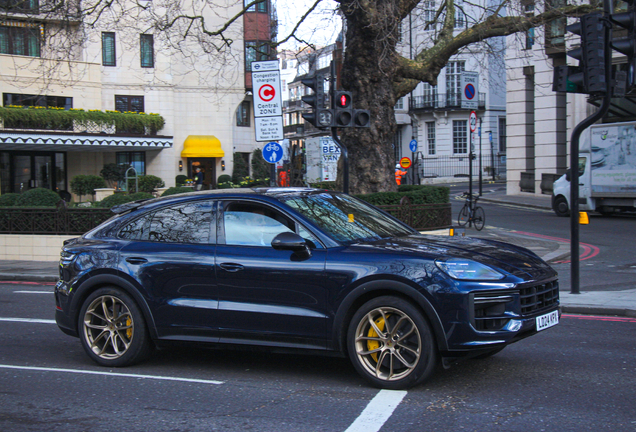 Porsche Cayenne Coupé Turbo E-Hybrid