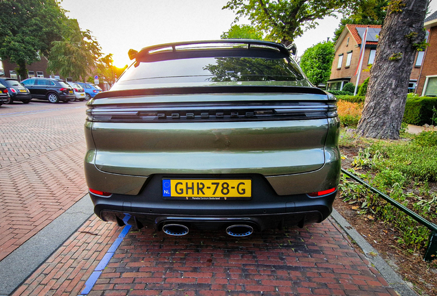 Porsche Cayenne Coupé Turbo E-Hybrid