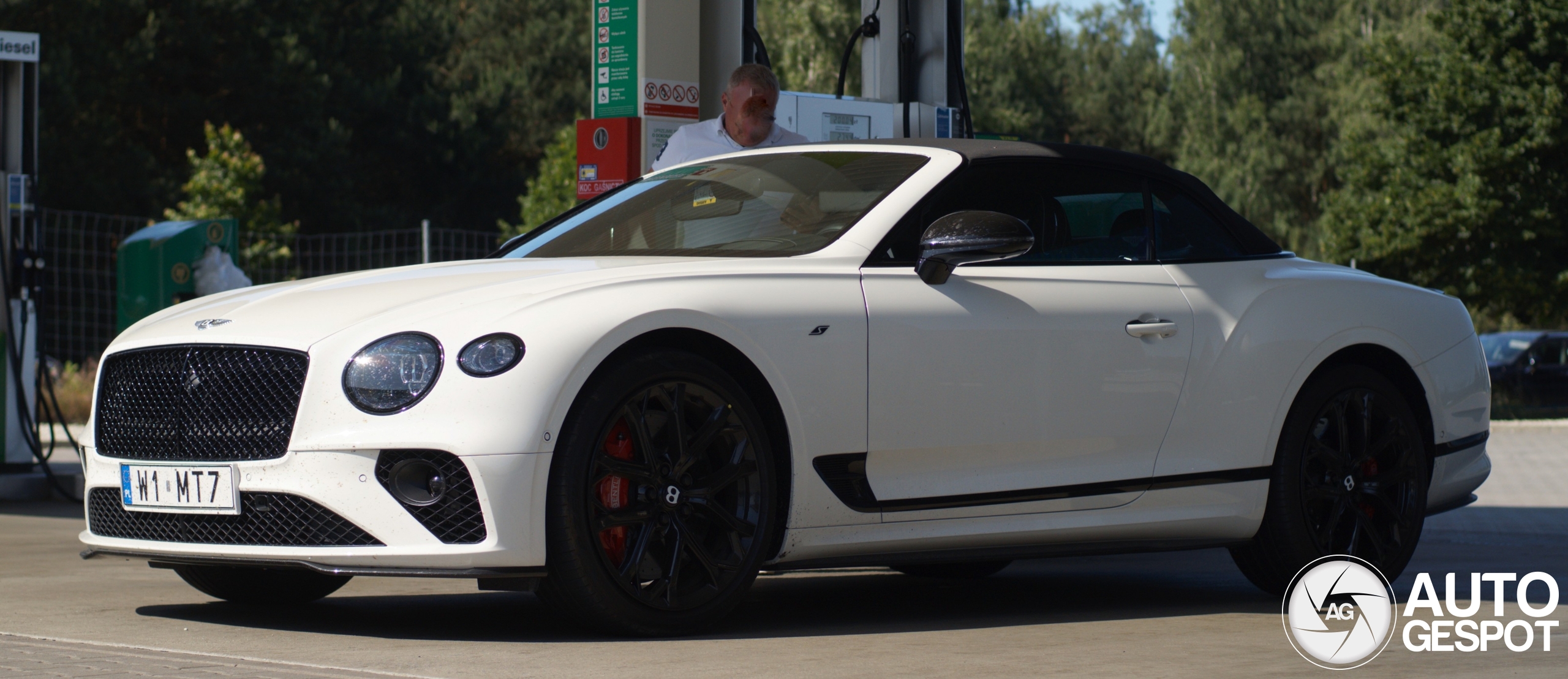 Bentley Continental GTC V8 S 2023