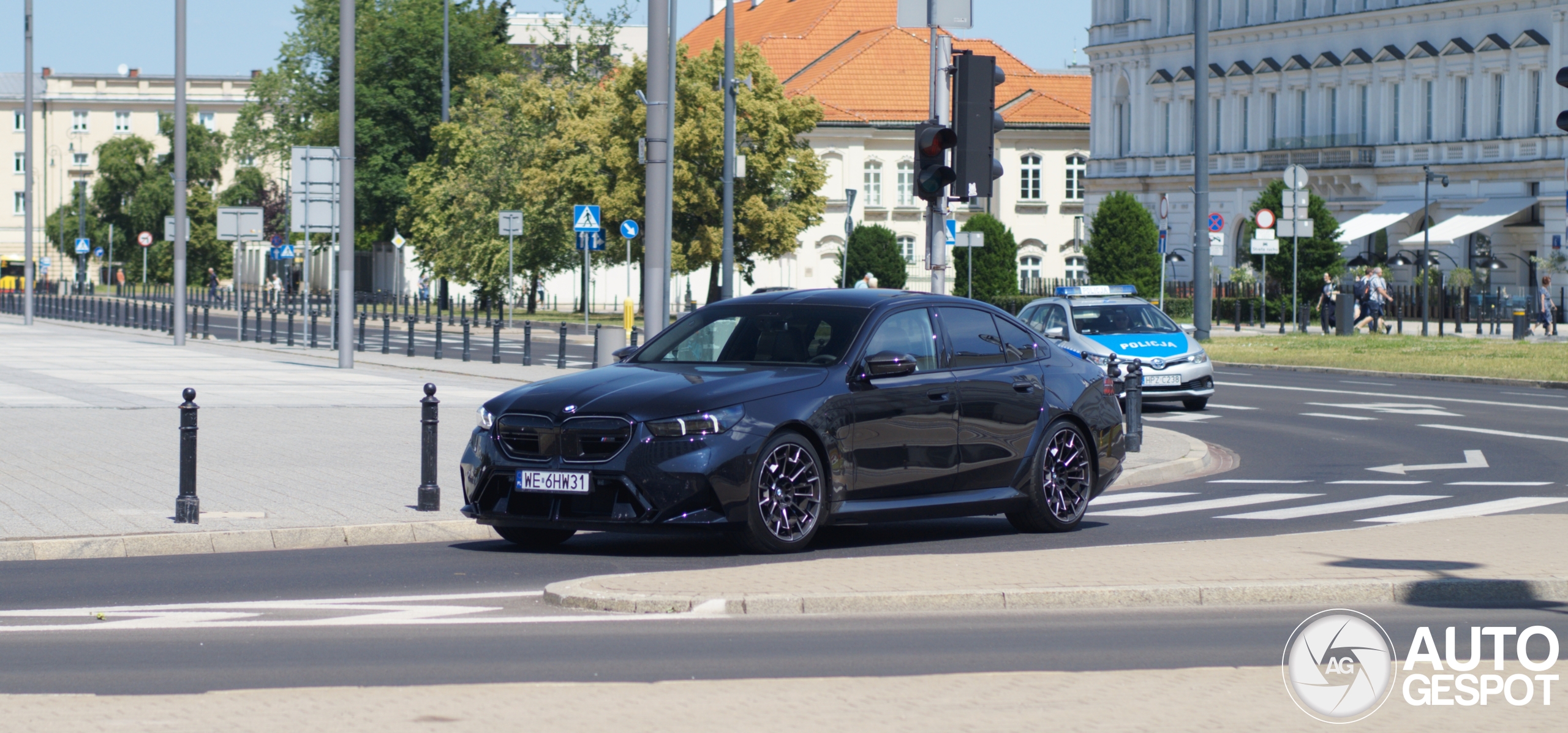 BMW M5 G90