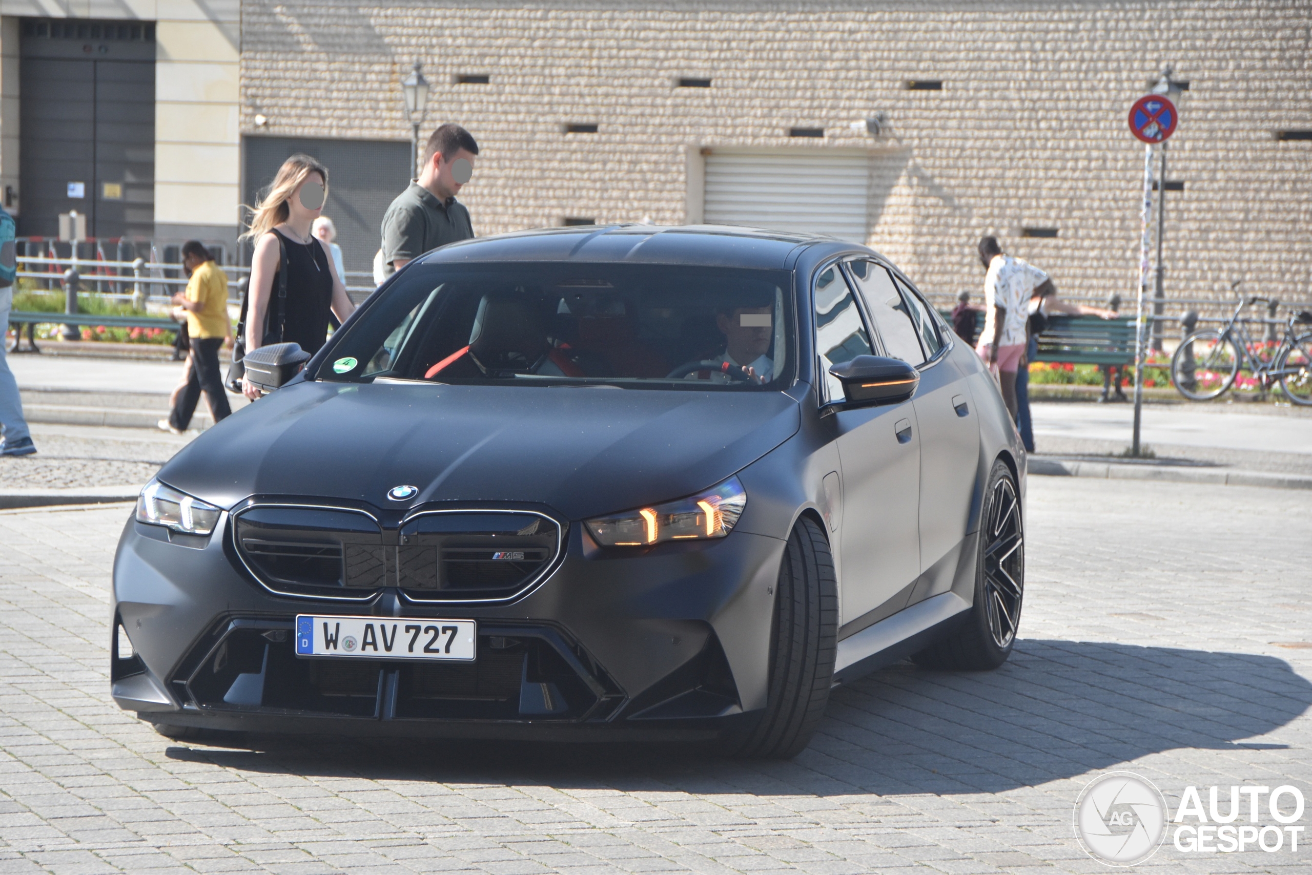 BMW M5 G90