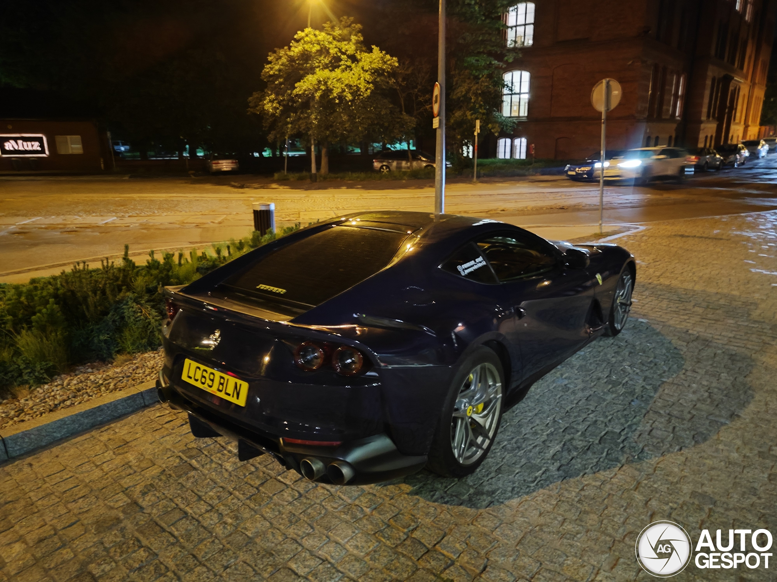 Ferrari 812 Superfast