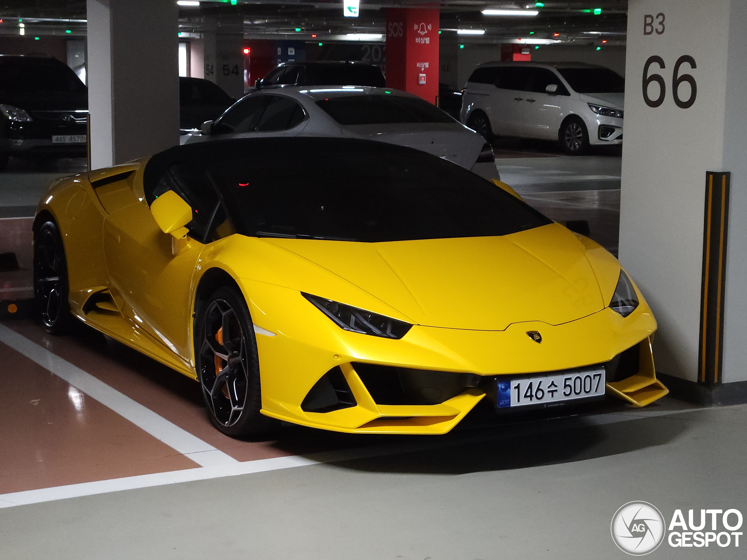 Lamborghini Huracán LP640-4 EVO Spyder