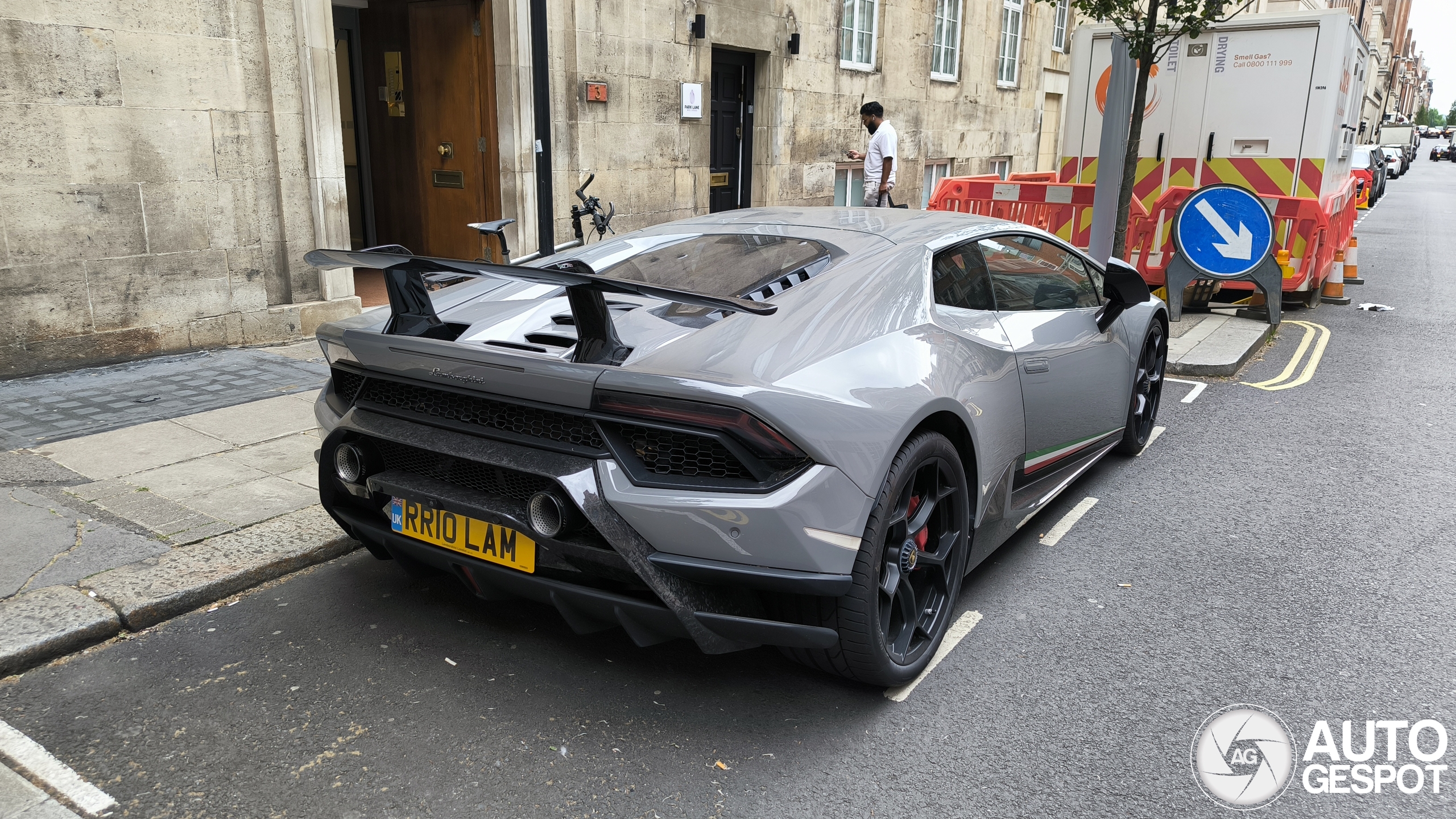 Lamborghini Huracán LP640-4 Performante